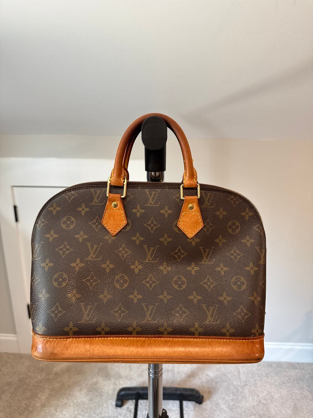 Authentic Louis Vuitton Monogrammed Alma Bag